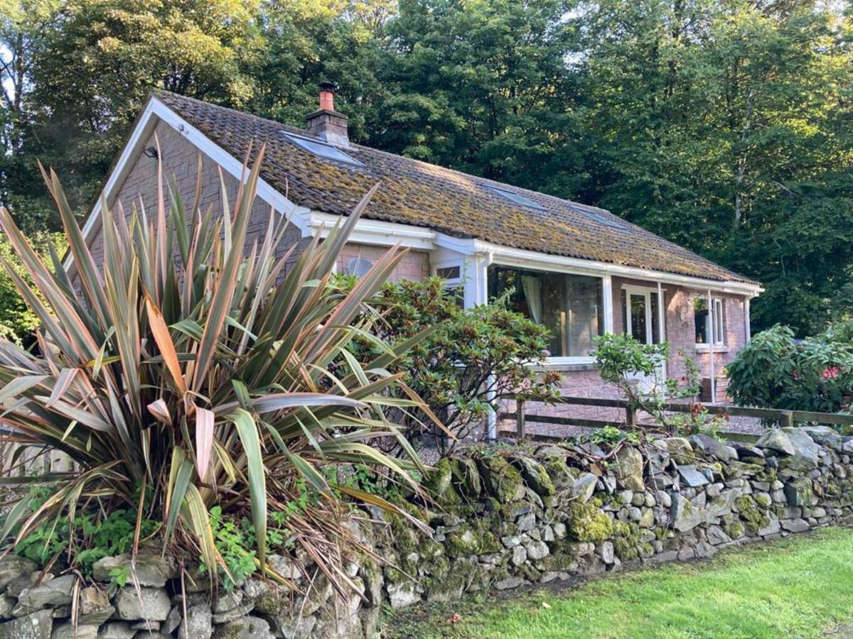 Tranquil Thornhill Cottage Retreat With Hot Tub Moniaive Exterior photo
